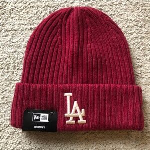 Aritzia Los Angeles Dodgers Beanie.NWT.